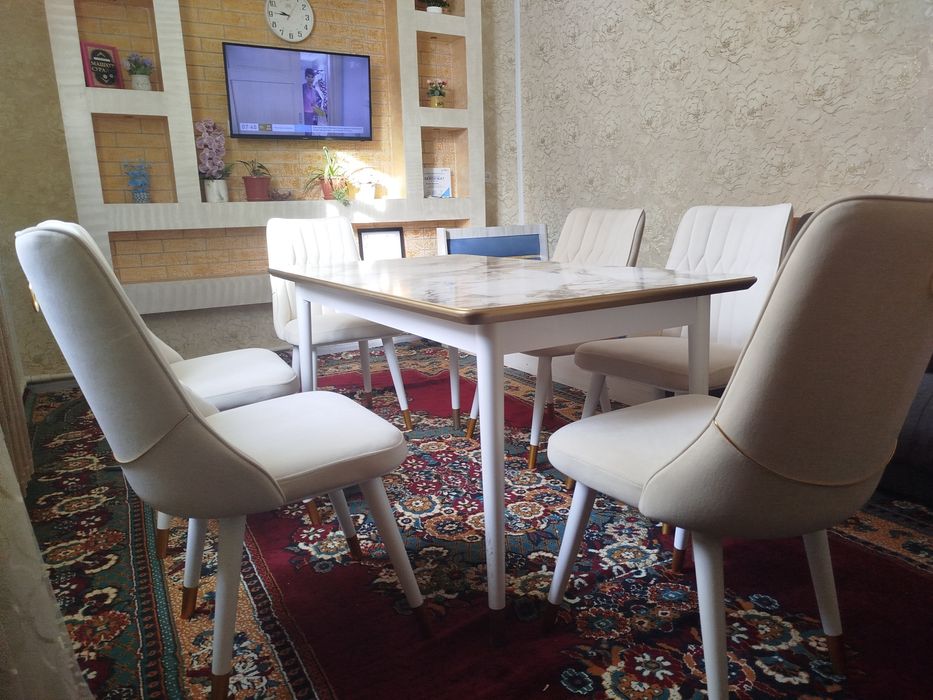 Продаётся Кухоны 1-Стол 6- стуля новый