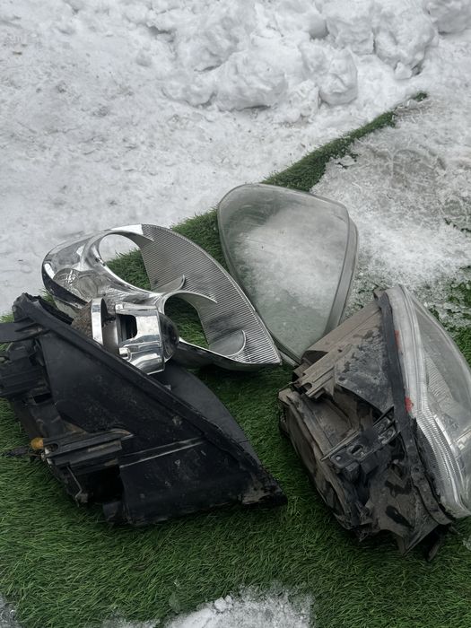 Продам фары с линзами приора 2