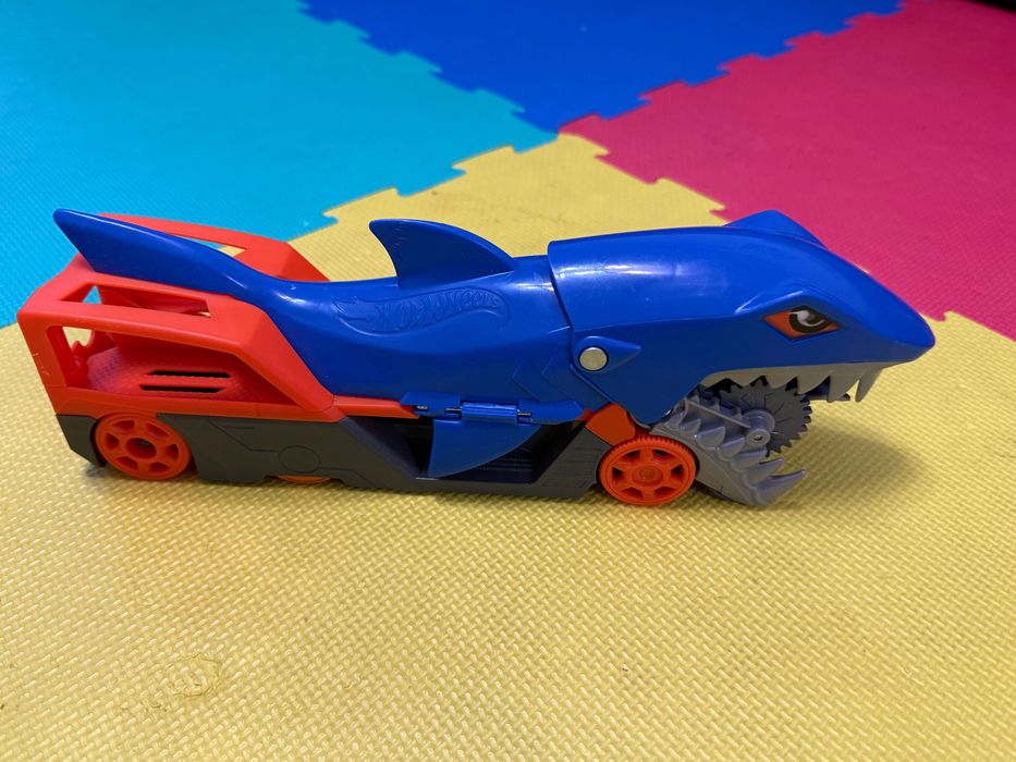 Писти Hot wheels