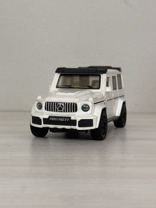 Игрушечный Mercedes-Benz G-Class