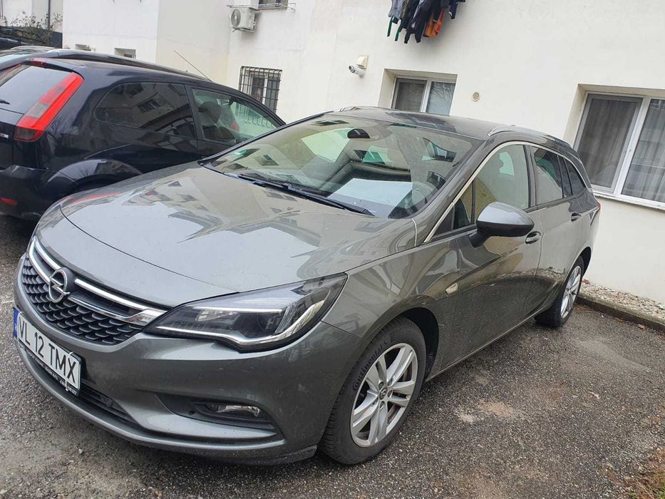Vând Opel astra k 2018