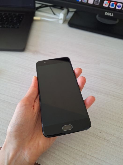 OnePlus 5 Dual SIM 128 GB 8 GB RAM