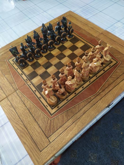 Настольные игры шахматы , нарды