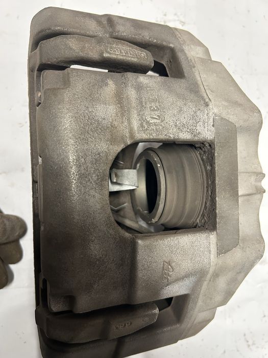 Kit Conversie Frâne Față 345mm – Upgrade Golf 5 R32 / Cupra / S3