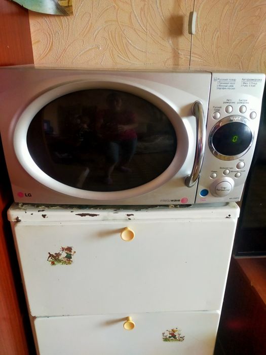 Микроволновка LG