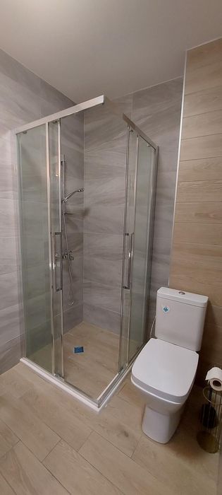 Двустаен в центъра   ул.Парижка комунадългосрочно