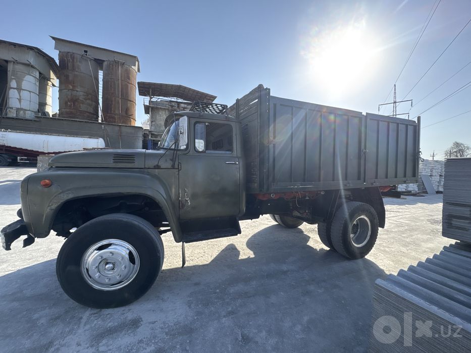 Zil 130 sotiladi yili 1983