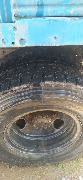 Gaz 53 bortli sotiladi 6 baloni yangi xujatlari joyida bochkasi bor
