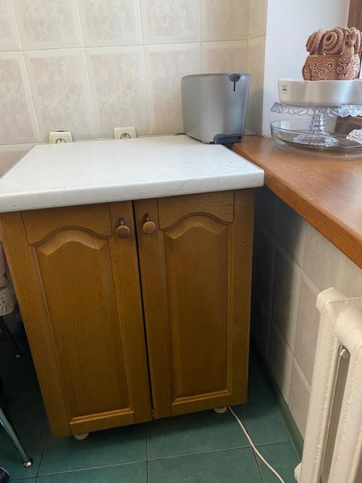 Кухонный гарнитур из дерева