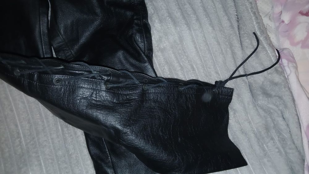 Pantaloni moto piele