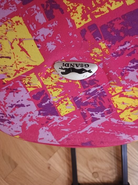 Куфар с колелца за момиче