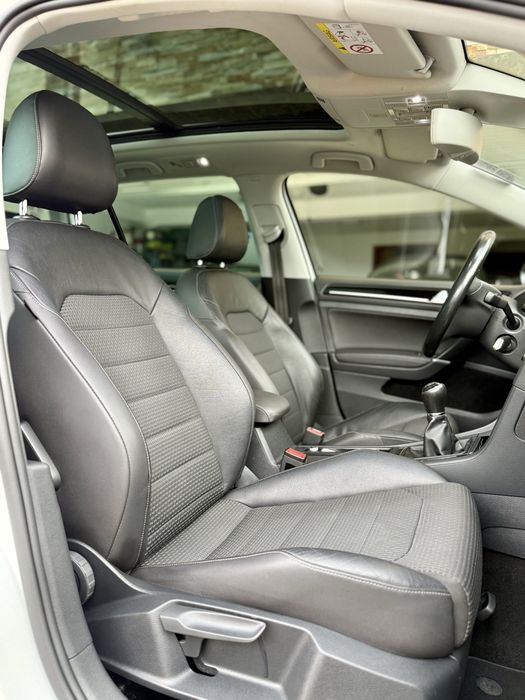 Volkswagen Golf VII Variant Highline 2.0 TDI 150 CP