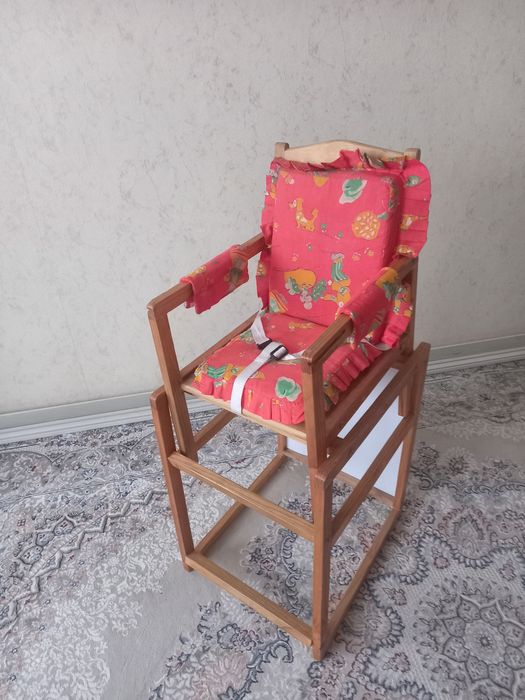 Детский стол и стульчик