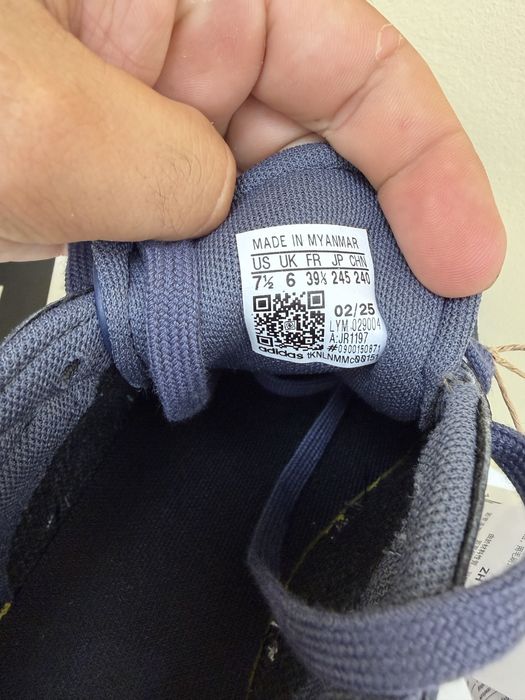 Adidas Barrede номер 39
