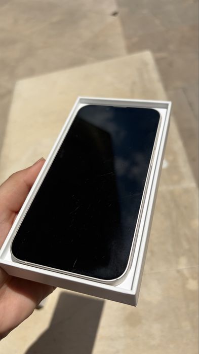 Iphone 13; 128GB; бял