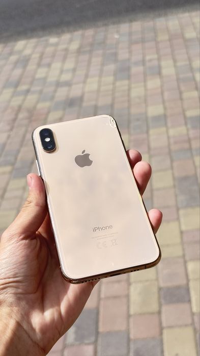 iPhone XS 64GB В идеальном состоянии