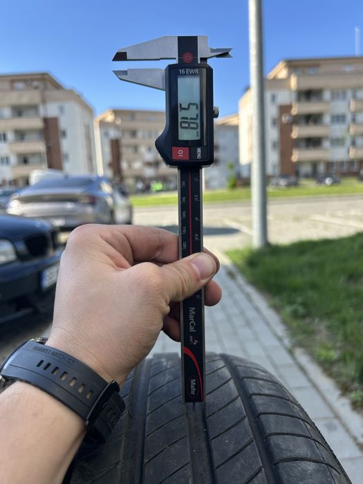 Doua anvelope Michelin Primacy 4 215/60/17