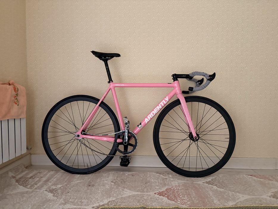 Продаю фрейм ардентли арена лайт