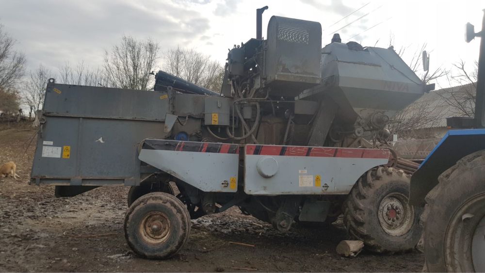 Продам комбайн нива эфект