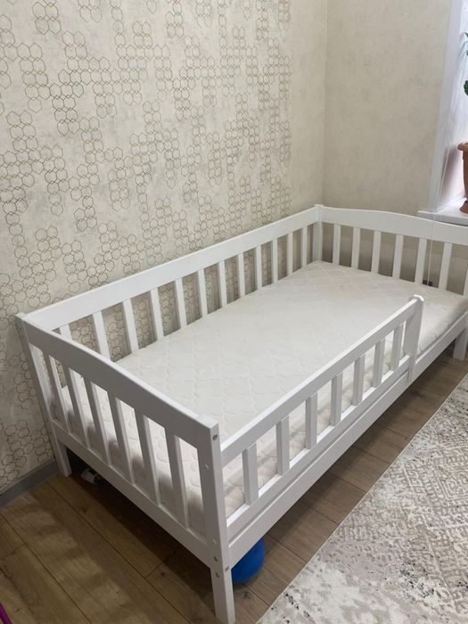 Кровать детская 2 шт