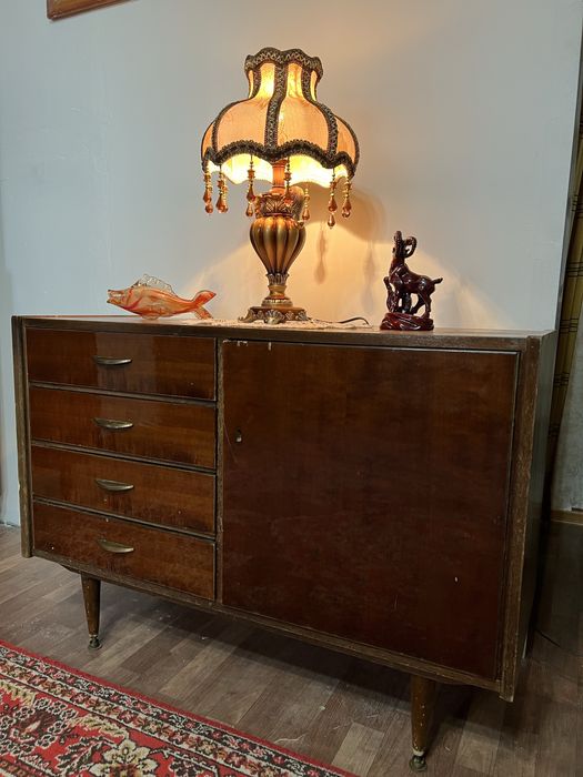 Винтажная мебель и предметы