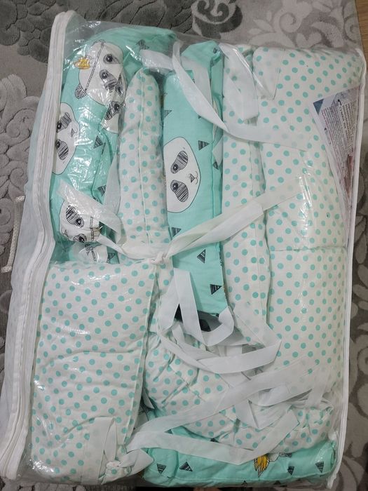 Бортик на детскую кроватку