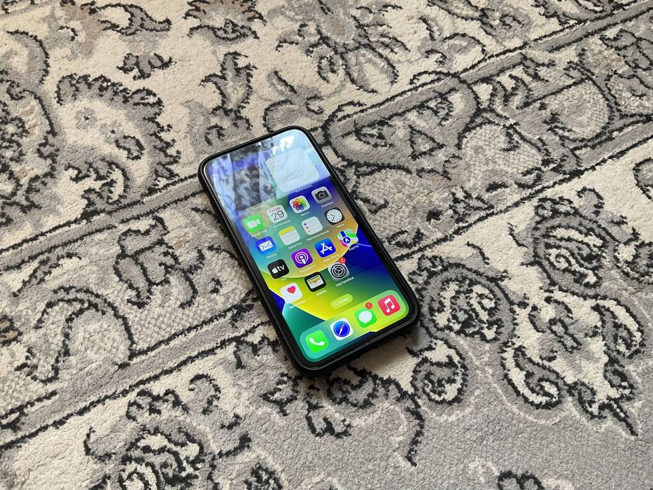 Iphone xr 128гб в идеале