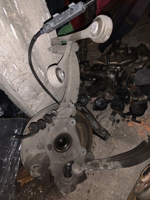 Шенкел с главина шенкели Ауди а5 Audi a5