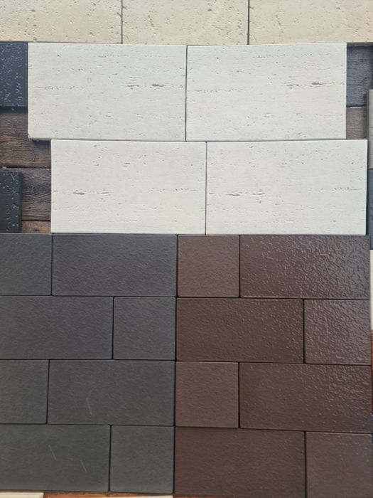 Pavaje . Piatra . Dale