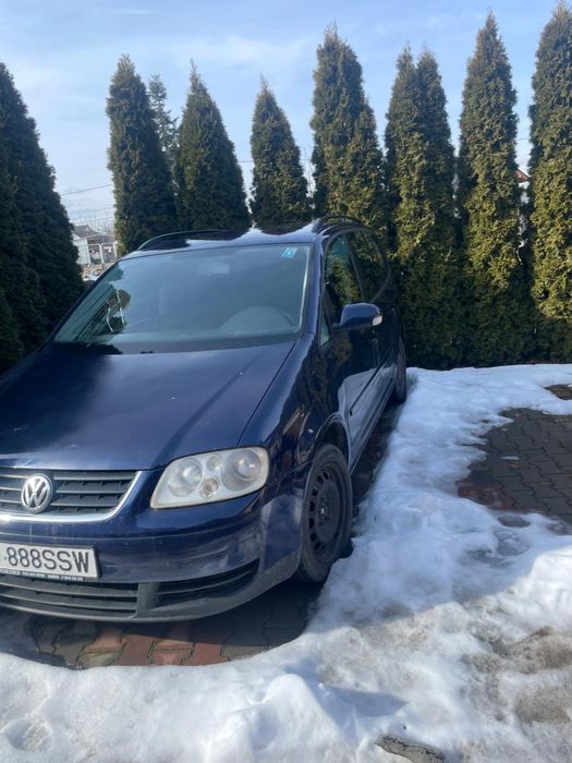 Touran volkswagen