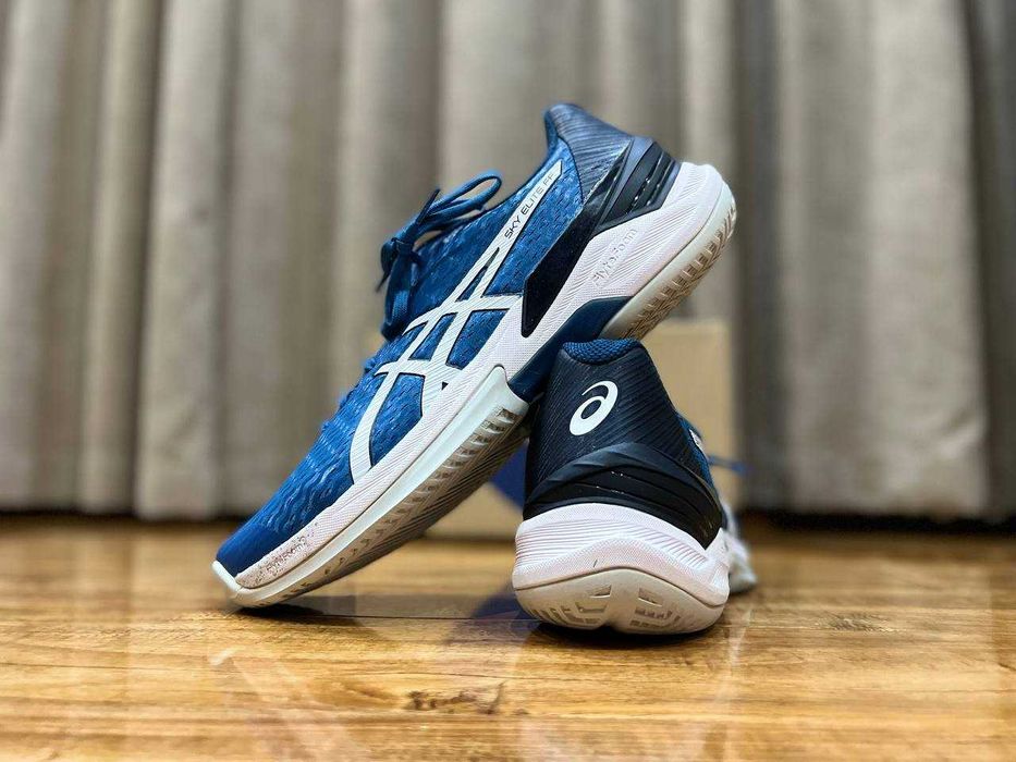 Asics Sky Elite волейбольные кроссовки РАЗМЕР 39,40