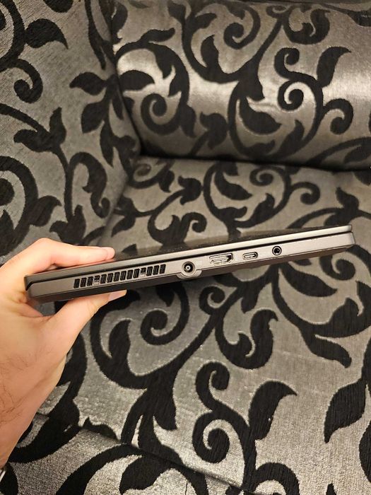 Laptop Asus Zephyrus G14 Ryzen 5800HS in stare foarte buna!!