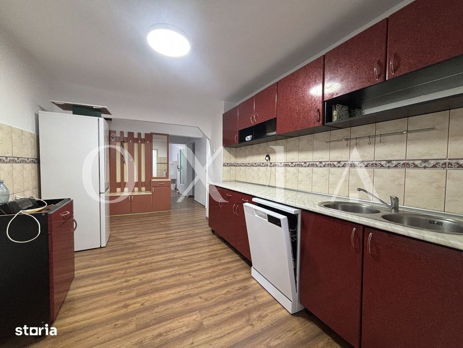 SX777 3 Camere - Decomandat - Centrala proprie