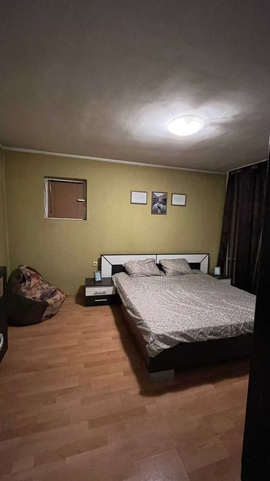Дава се под наем Тристаен апартамент в София, Център - 70 кв.м за 600 € - Снимка #2