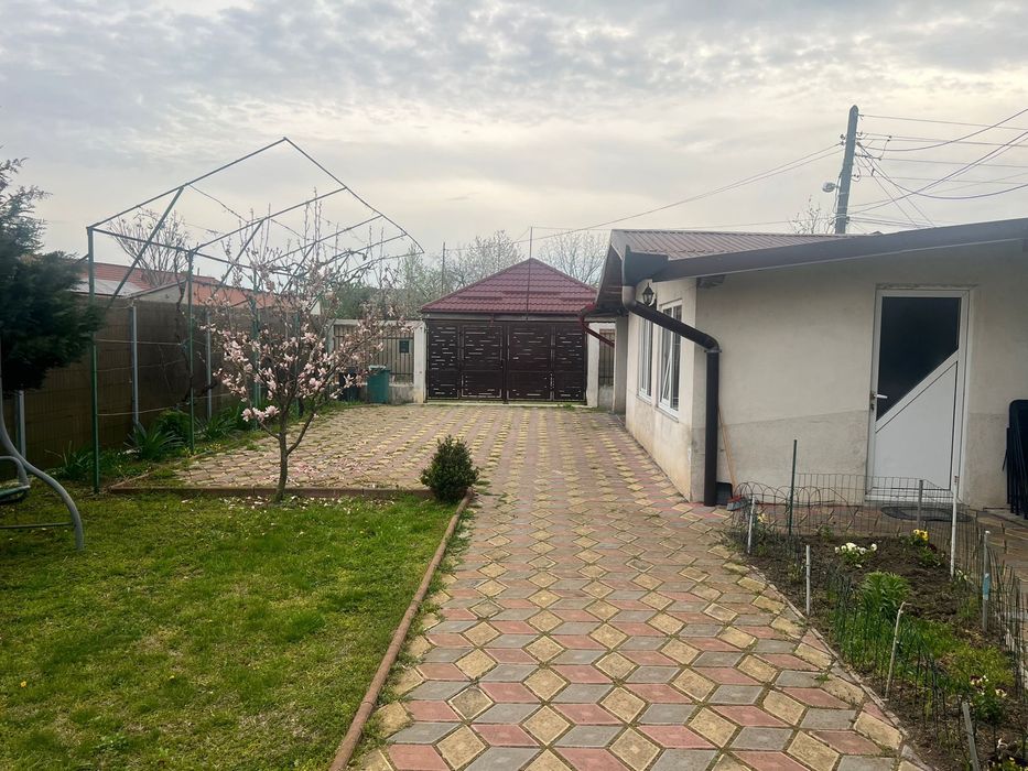 Vand Vila + Teren 1.300 mp in Ploiesti