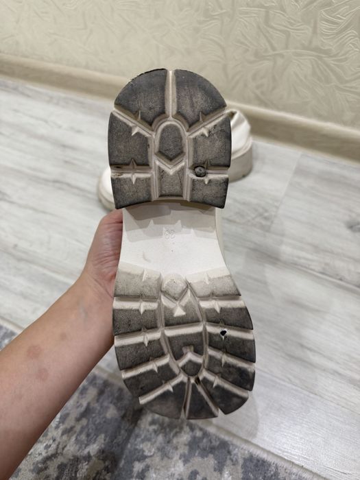 Туфли школьная молочный цвет