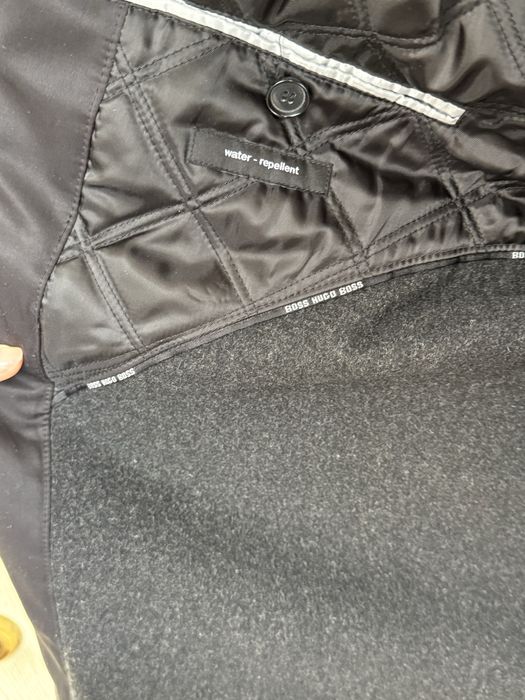 Продаю Суртюк/плащ Boss