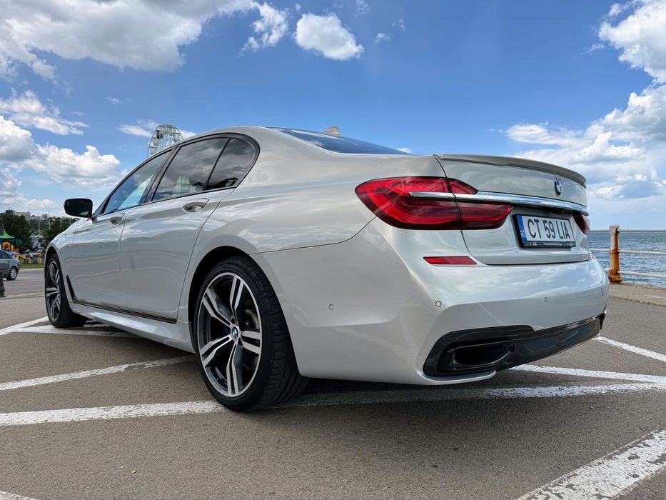 BMW Seria 7 BMW 740d xDrive M Sport 320CP | Unic Proprietar | Service BMW Inclus |