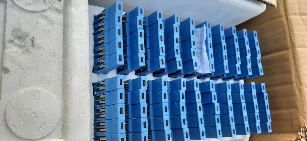 Клеммная колодка