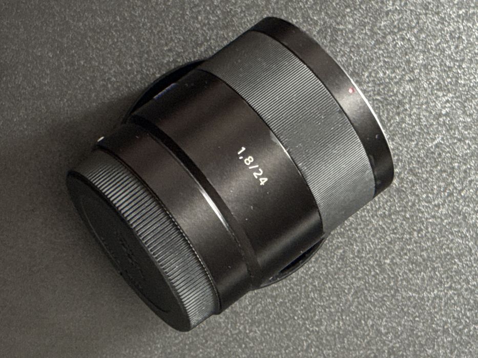 Sony 24 mm F1.8 Sonnar T*