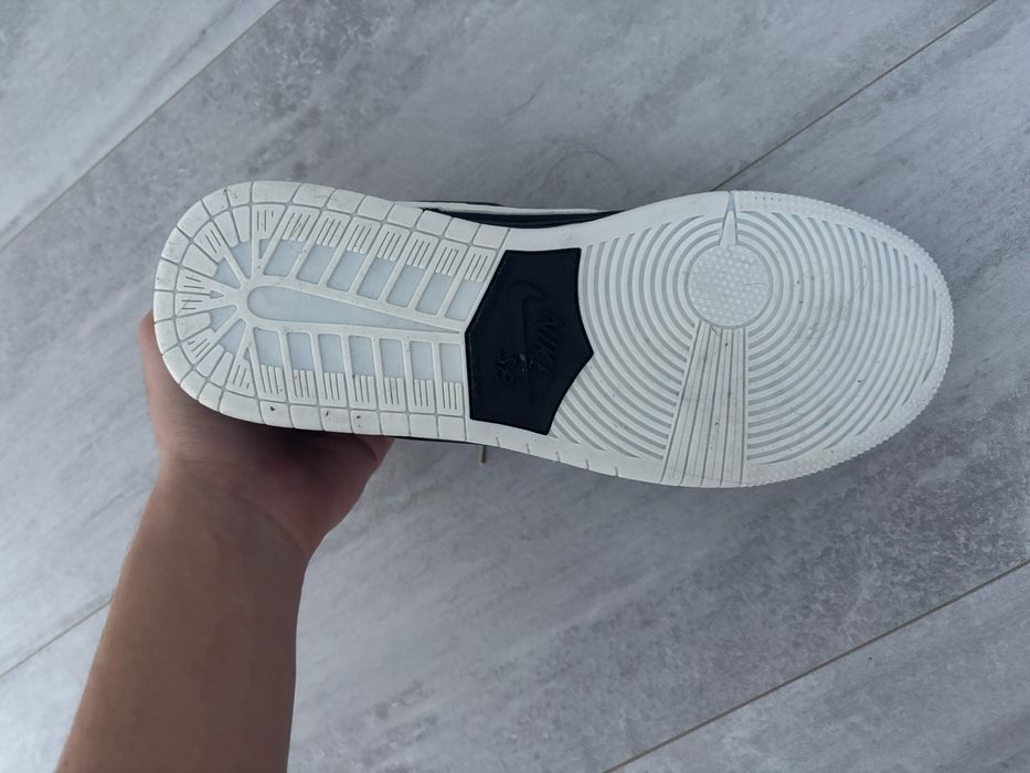 Кроссовка унисекс