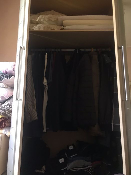 Продаётся спальный гарнитур