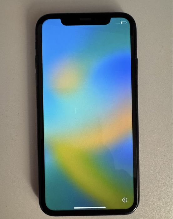 продам айфон XR