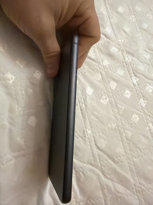 Продаю samsung S21