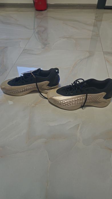 Adidas Anthony Edwards 1 Low. 43