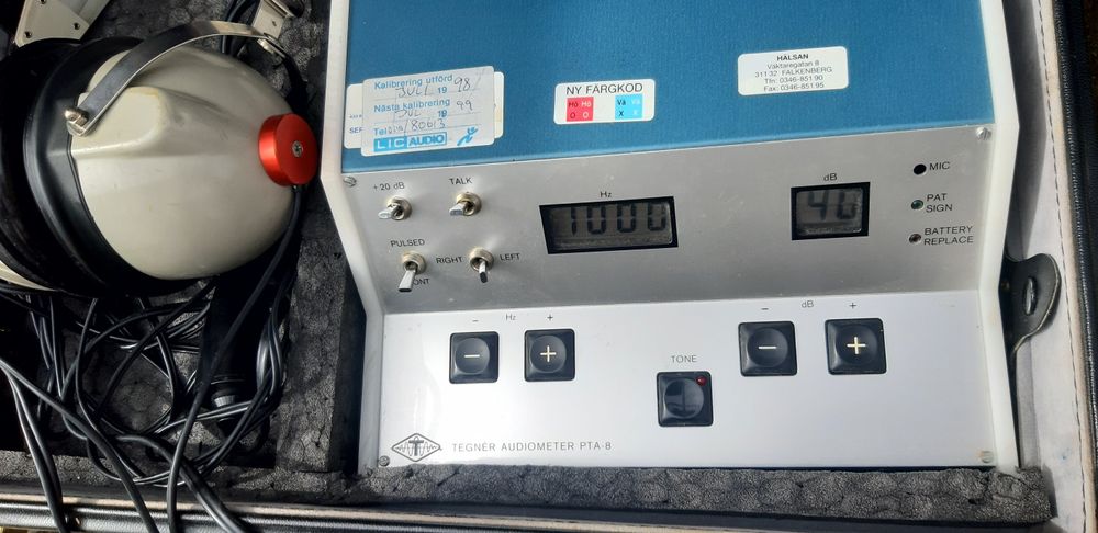 Стар Докторски Уред за мерене на слуха