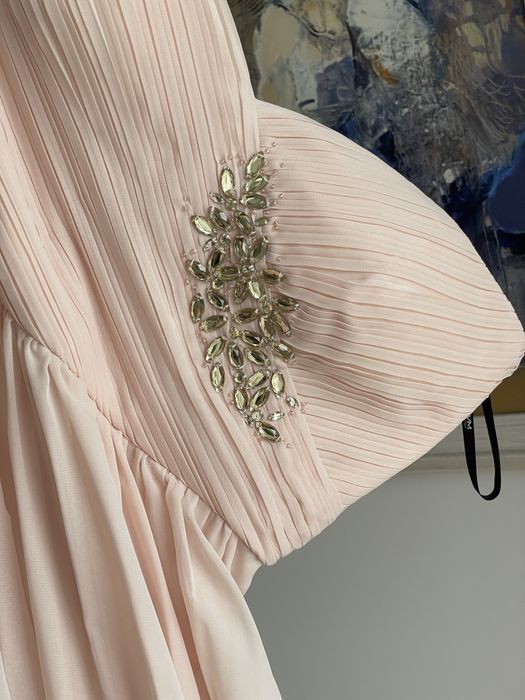 Официална рокля Vera Mont