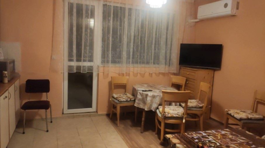 Дава се под наем Тристаен апартамент в София, Левски В - 90 кв.м за 647.19 € - Снимка #2