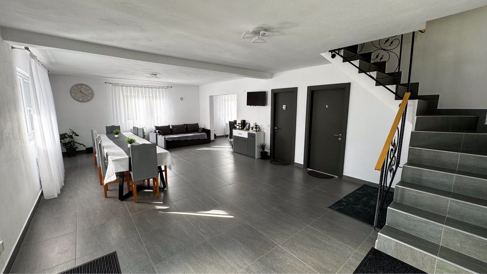 Cabana Arieseni cu Ciubar Cazare Apuseni Vartop