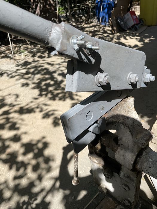 Ghilotina debitat tabla